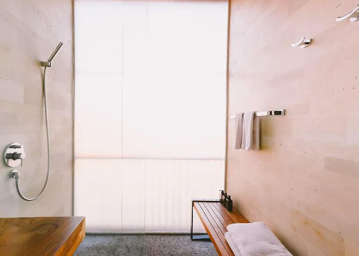 The Slow 4* Canggu (Bali)