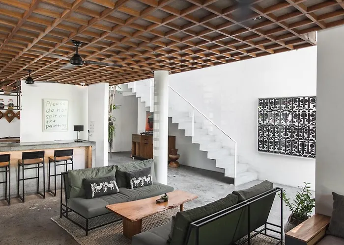The Slow 4* Canggu (Bali)